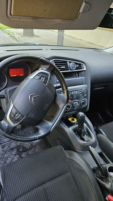 CITROËN C4 2011 — imagine 3