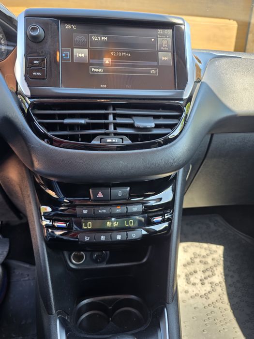 Vând Peugeot 208, 1,6 diesel