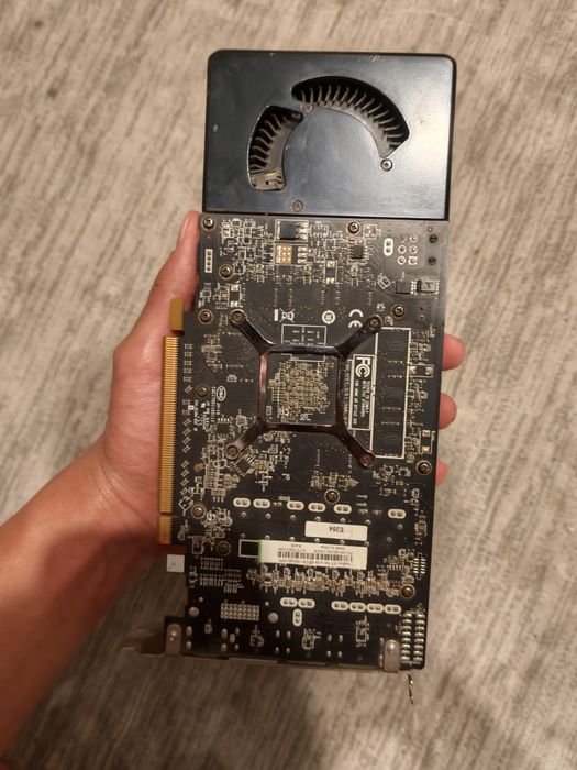 Видеокарта radeon rx580 4 gb