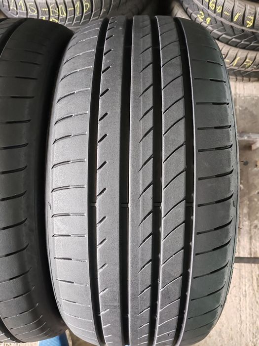2 anvelope 245 35 20