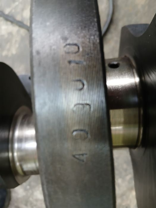 Коленчатый вал КамАЗ расточенный