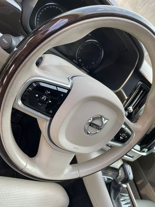 Vopsim Volan Golf 4 Golf 5 Golf 6 Golf 7 Passat Jeta Tiguan Touareg Eo