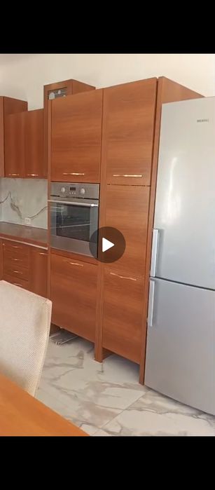 Închiriez casa cu 2 camere