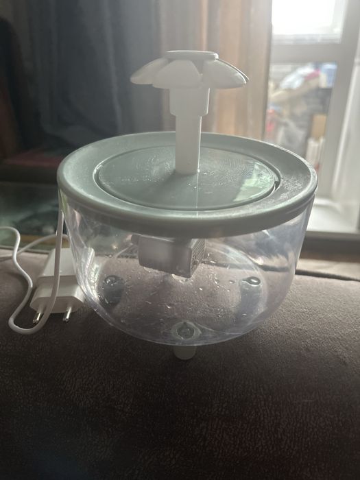 Поильник для домашних питомцев