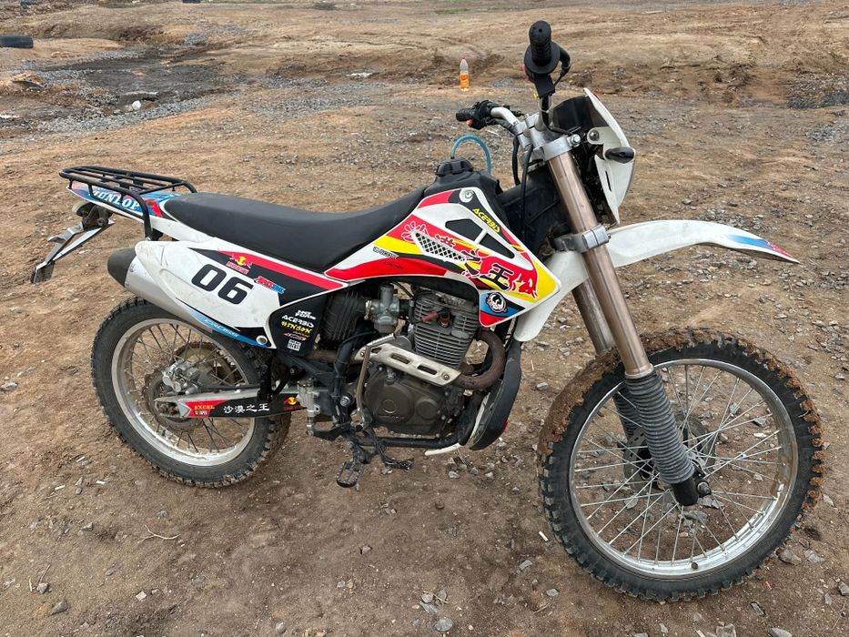 Продаю мотоцикл эндуро