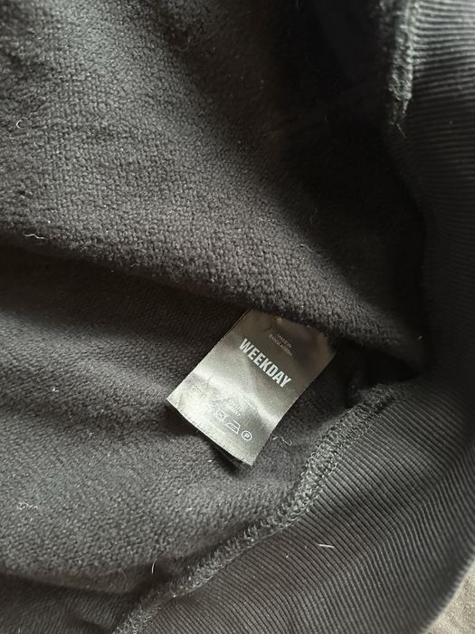 Weekday суичър - M/L размер