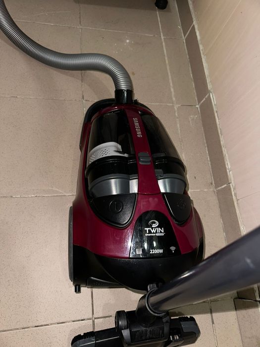 Пылесос Samsung 2200w