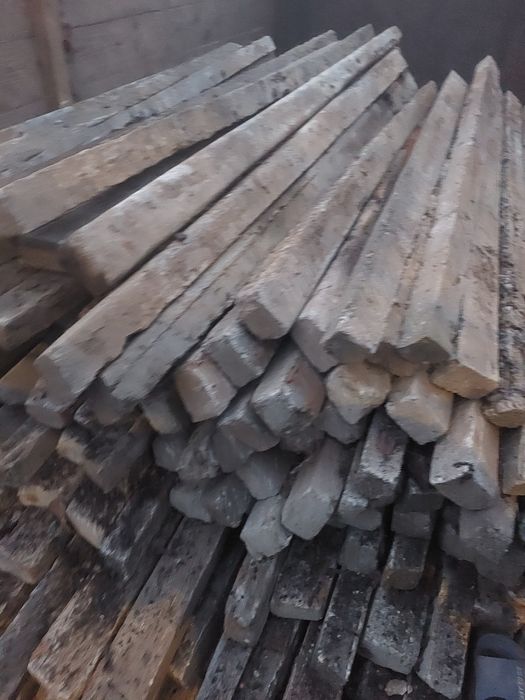 Găgă vinde spalieri