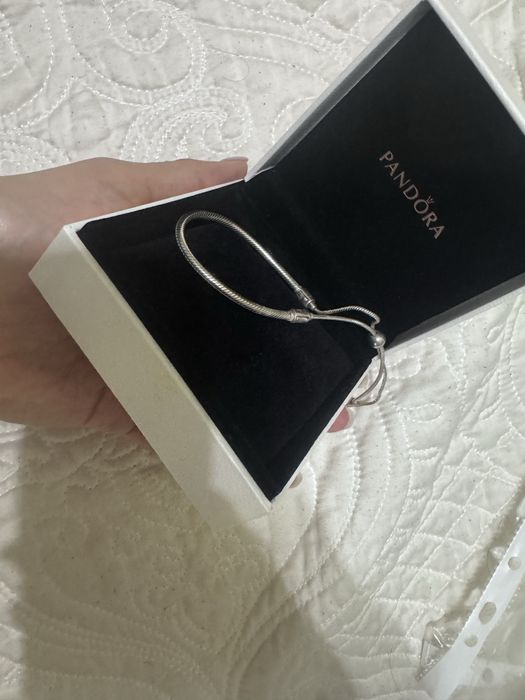 Продам браслет Pandora