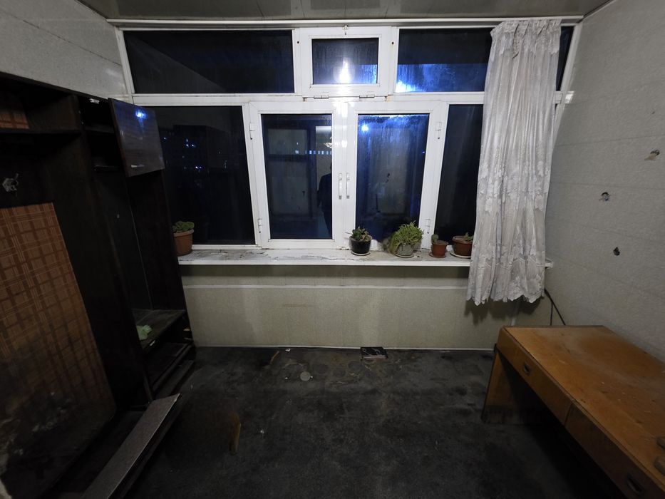 Калининскийда 3 хоналик квартира  сотилади.