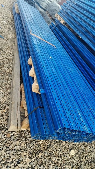 Rafturi metalice industriale 300