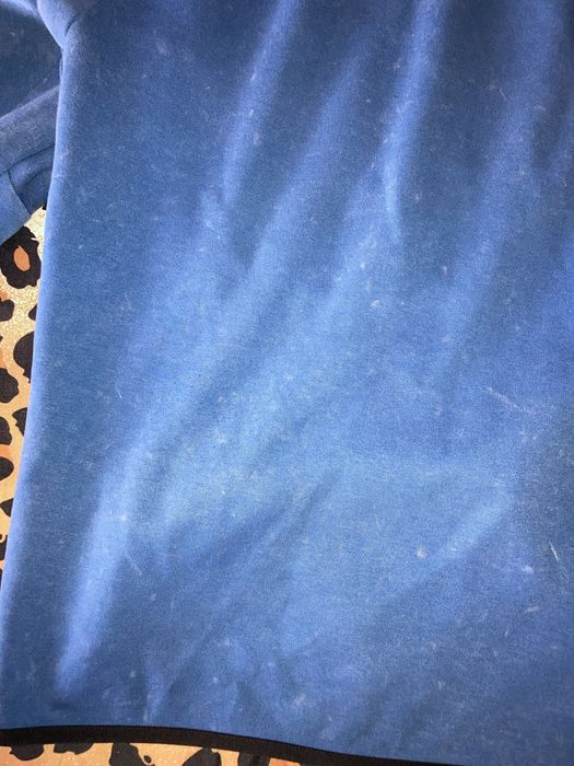 Vand schimb hanorac Nike Tech Fleece urgent