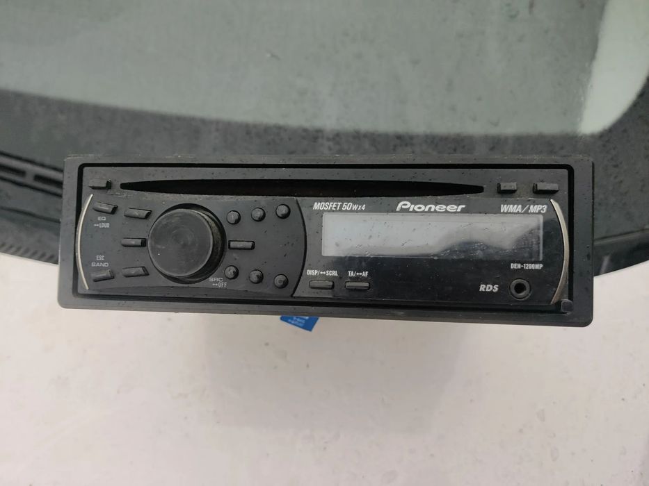 Casetofon MP3 player Radio CD PIONEER DEH-1200MP si DEH-150MP