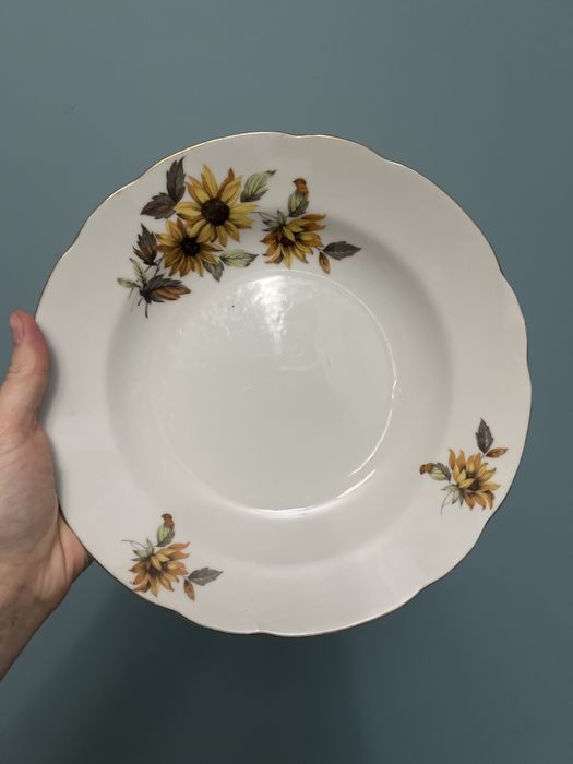 Тарелка супница белая