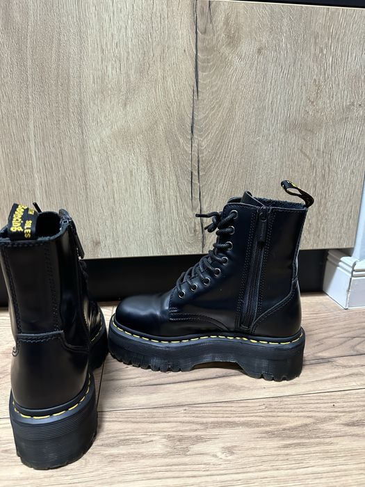 Bocanci Dr Martens marime 36