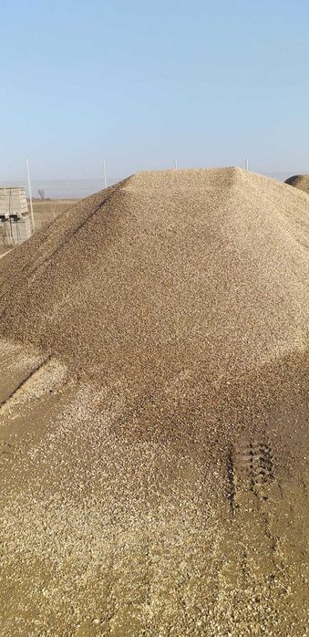 Nisip,sort,ridicari de mobila si lucruri casnice