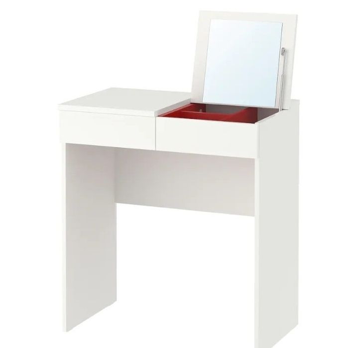 Продам туалетный столик Икея