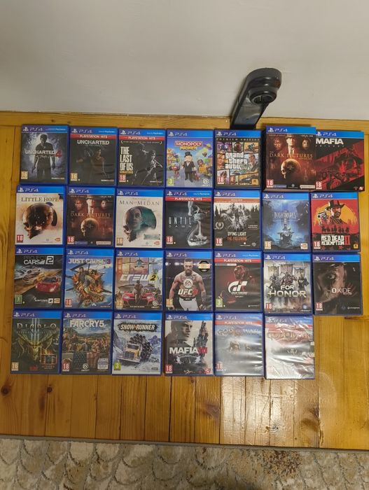 Playstation 4 Pro + 25 игри