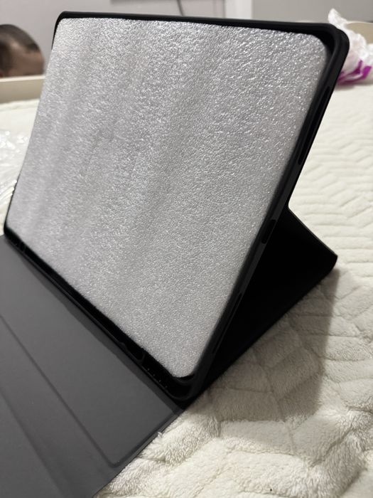 Чехол на iPad Pro 12.9