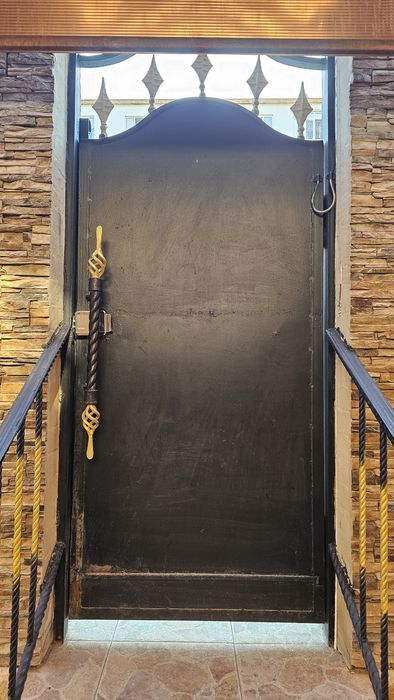 Продам кованые ворота с калиткой