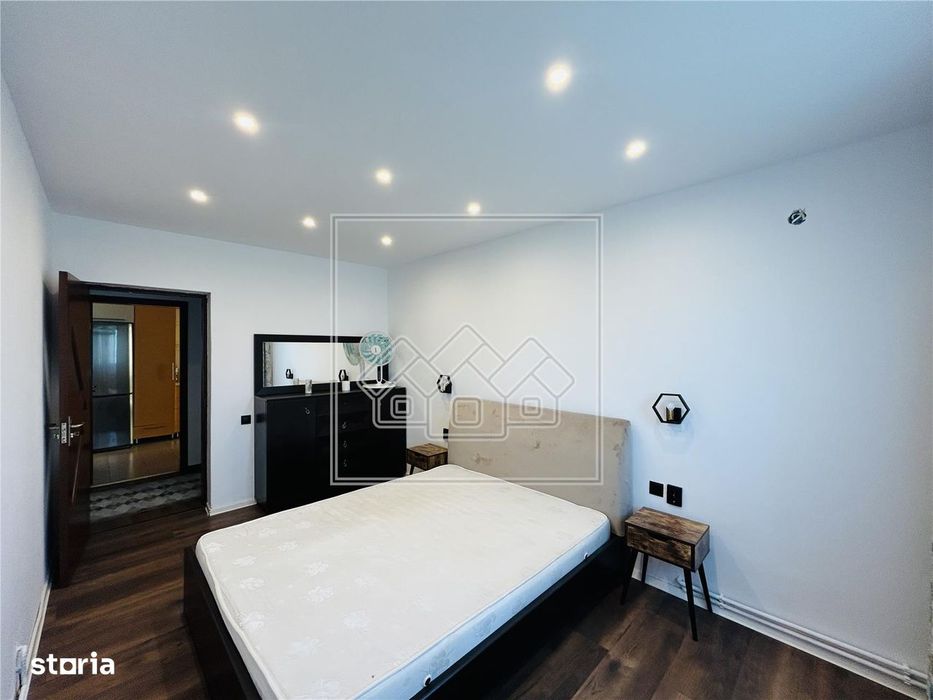Ap decomandat, 2 camere si balcon, etaj 13, zona Pictor Brana