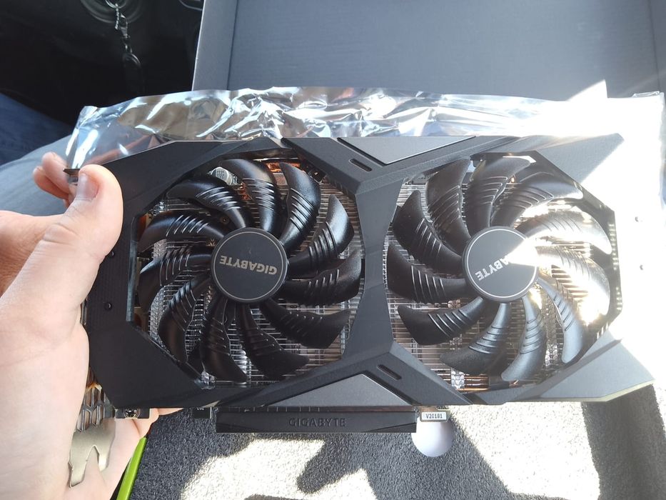 Продам GTX 1660 Super