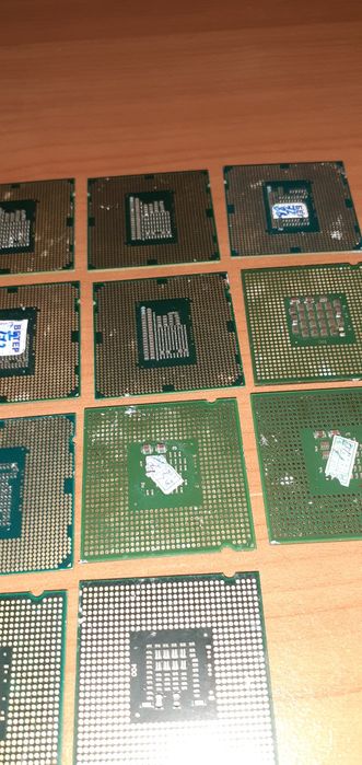 Продаются процессоры.