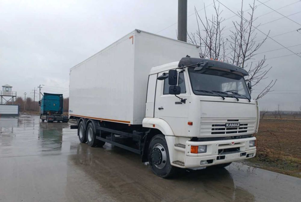 Цельнометаллический автофургон 65117 6х4