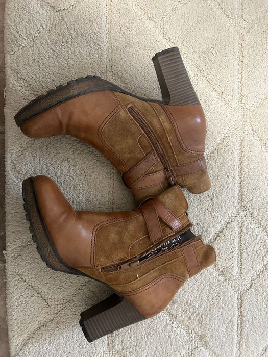 Дамски боти от естествена кожа