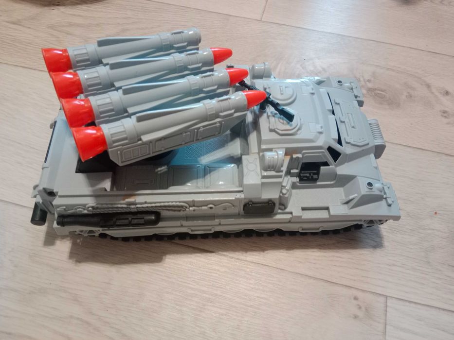 игрушки машинки большие маленькие