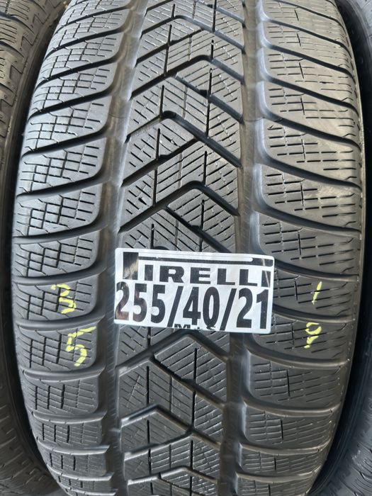 255/40/21 pirelli M+S