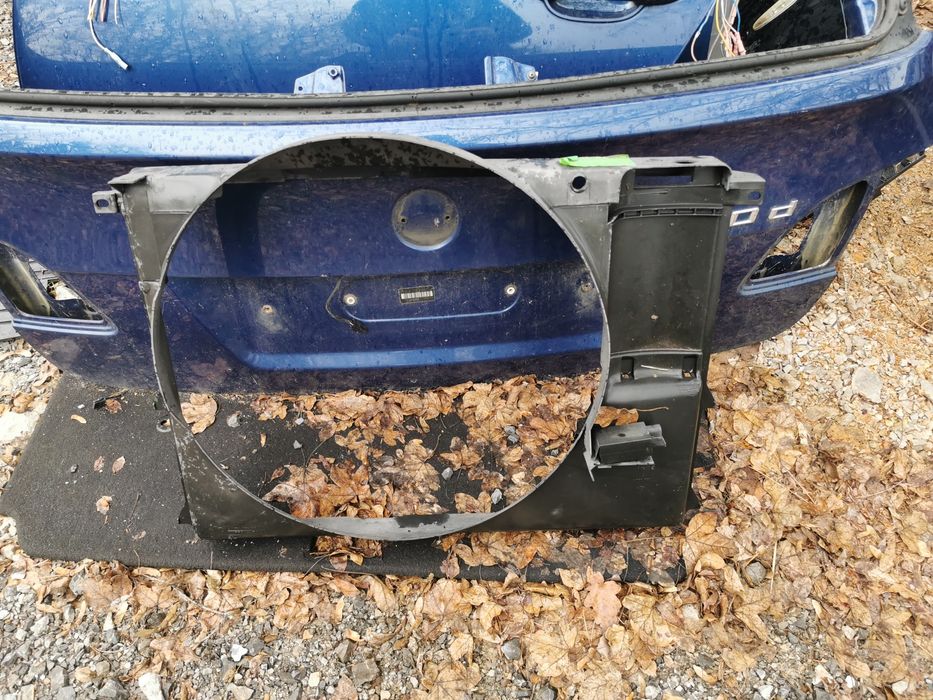 Дифузьор за радиатор за BMW e39 V8