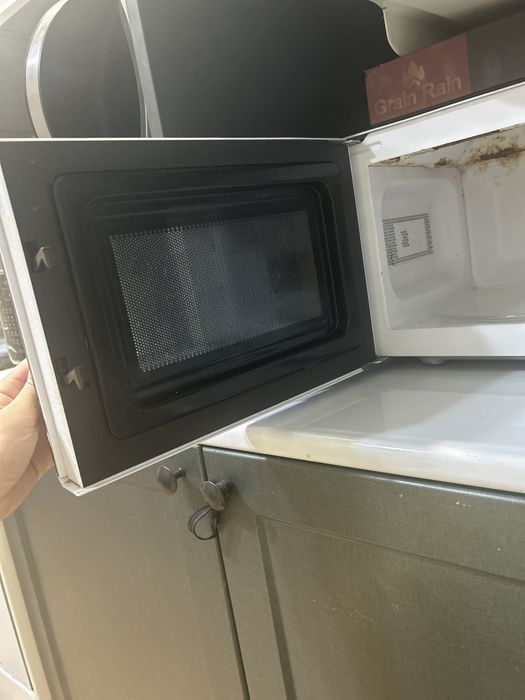 Микроволновка для запчасти