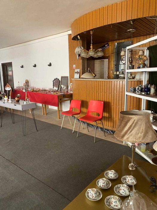 Spatiu comercial 715mp 24 trepte