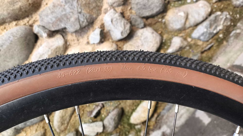 Bicicleta Bianchi C Sport 2 18spd (2x9) Bike