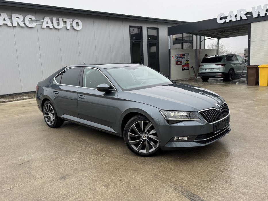 Skoda Superb Laurin Klement/ventilatie/keyless/distronic/canton/190cp