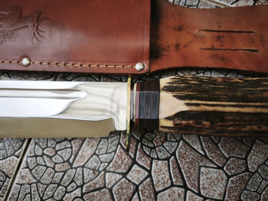 Автентичен ловен нож Solingen– Класически модел с естествен рог