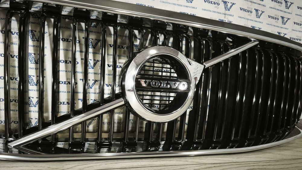 Grila Originala OEM Volvo XC90 II 2015 - 2021 31425020 impecabila