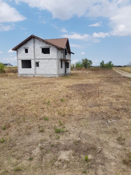 Casa la rosu 146 mp, teren 760mp