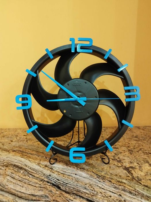 Часовник от авточасти