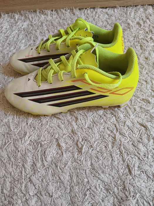 Калеври Adidas F50J, 34 номер