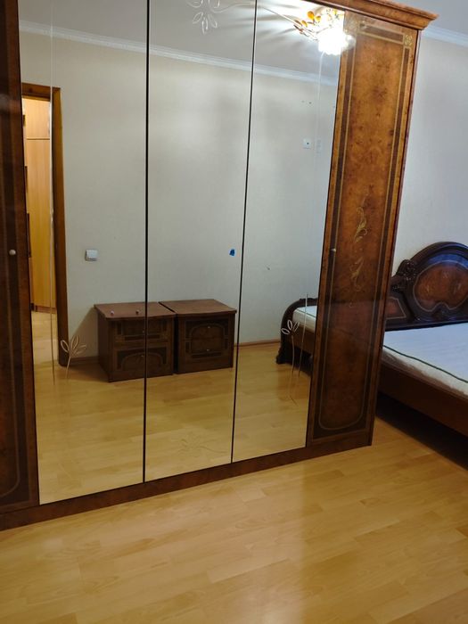 3 комн Центр,Драм театр,Достык Молл