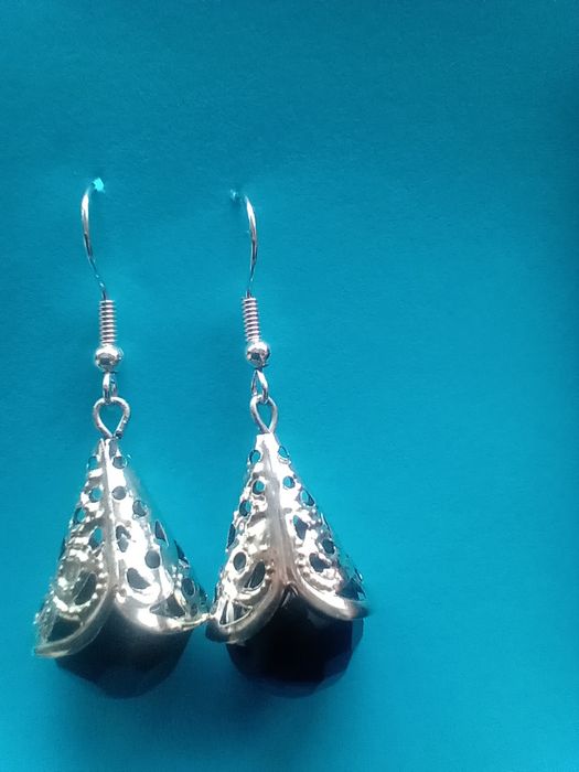 Ръчно изработени обеци