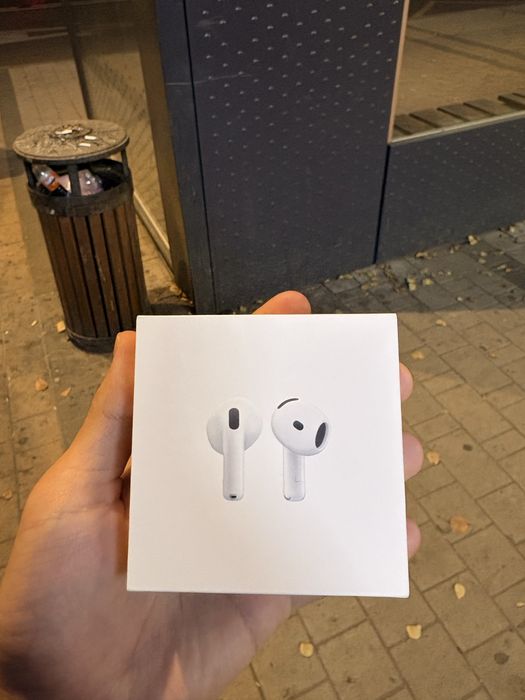 Airpods 4 (оригинал)
