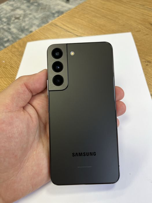 Samsung Galaxy S22