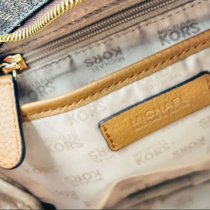 Michael Kors Abbey дамска раница