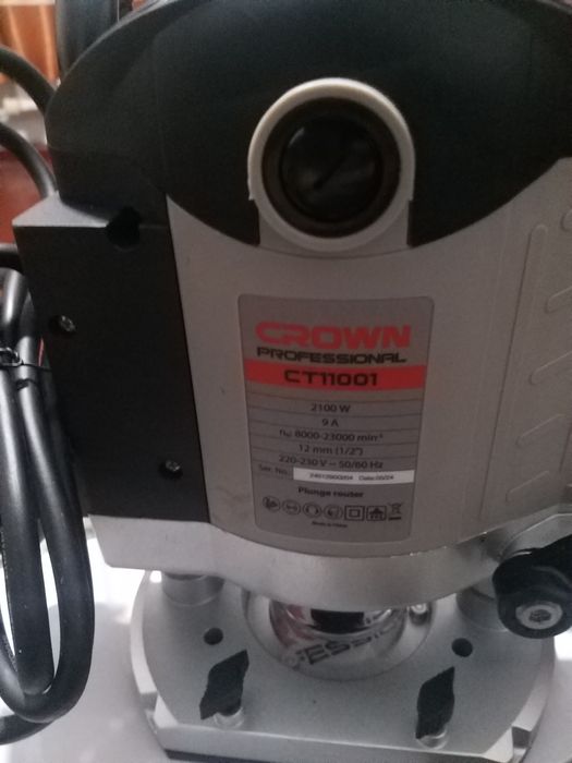 Продам фрезер crown
