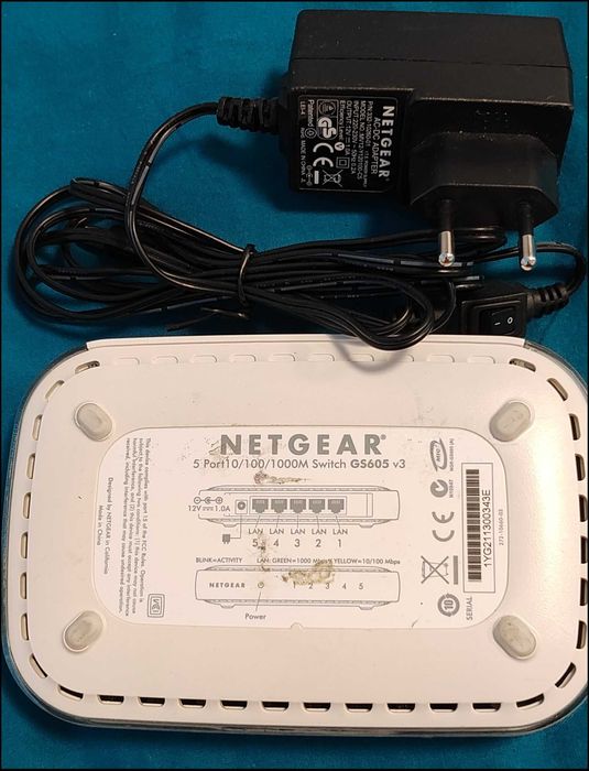 Switch Netgear GS605