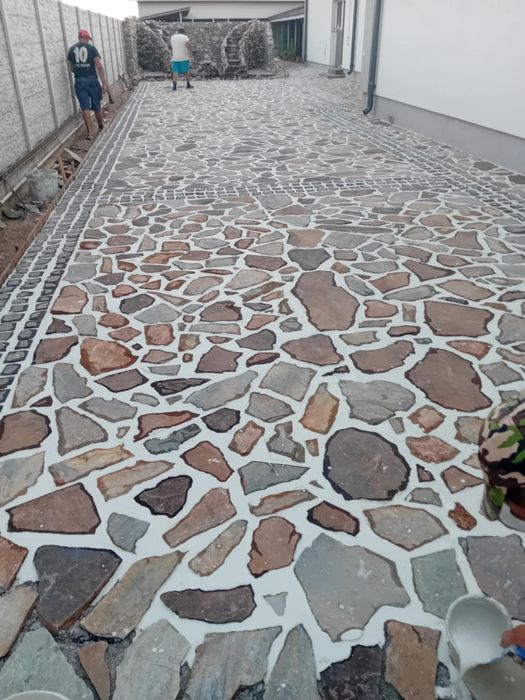 Piatră naturală decorativă