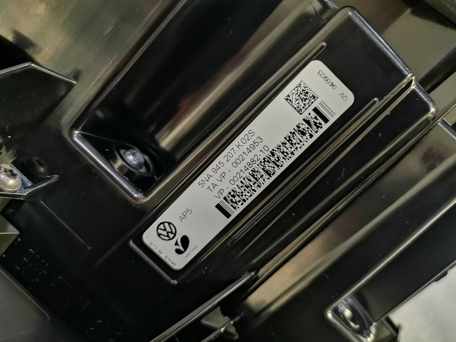 К-т Нови Оригинални Стопове IQ Light Matrix LED VW Tiguan 5NA